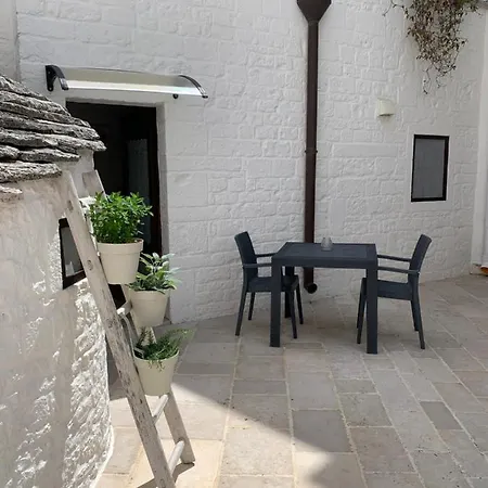 Trulli Family - Trulli&cummerse Πανσιόν 2*